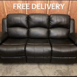 Black Leather Recliner Couch - Free Delivery 