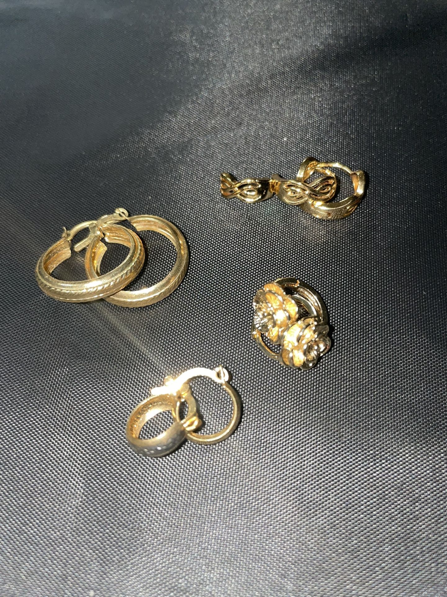 Gold Plates Jewelry