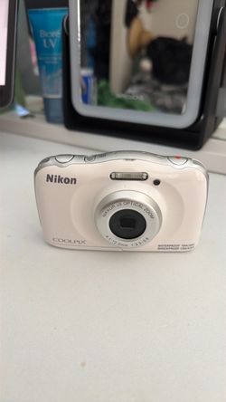 Nikon Coolpix W100