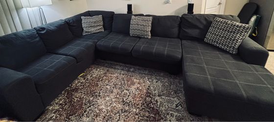 Sectional couch