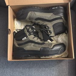 Vans MTE UltraRange EXO Hi Shoe