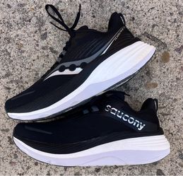 SAUCONY WIDE RUNNING SHOES