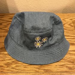 Cute Jessica Simpson Hat. 100% Cotton. One Size