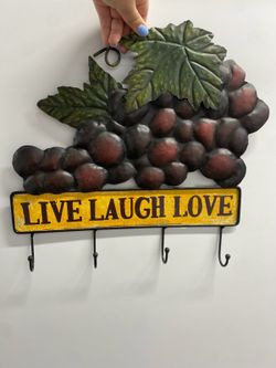 Metal Grape Wall Hook Rack "Live Laugh Love" 4-Hook Key Holder