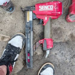 Senco Staple Gun