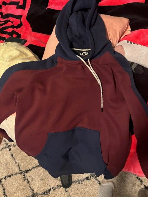 Men's UGG Hoodied Sweatshirt