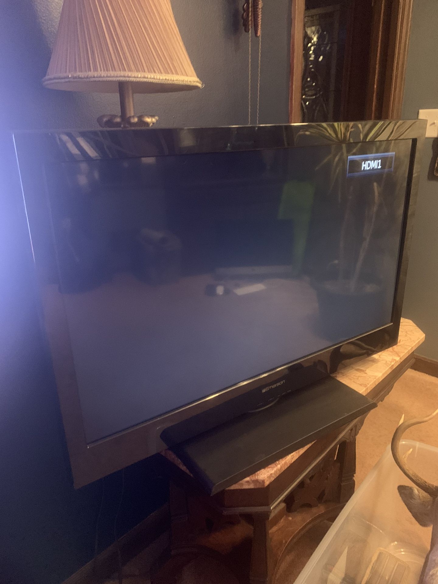 Emerson 32” Flat Screen LCD TV