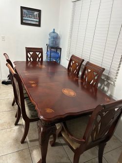 Dinning Table