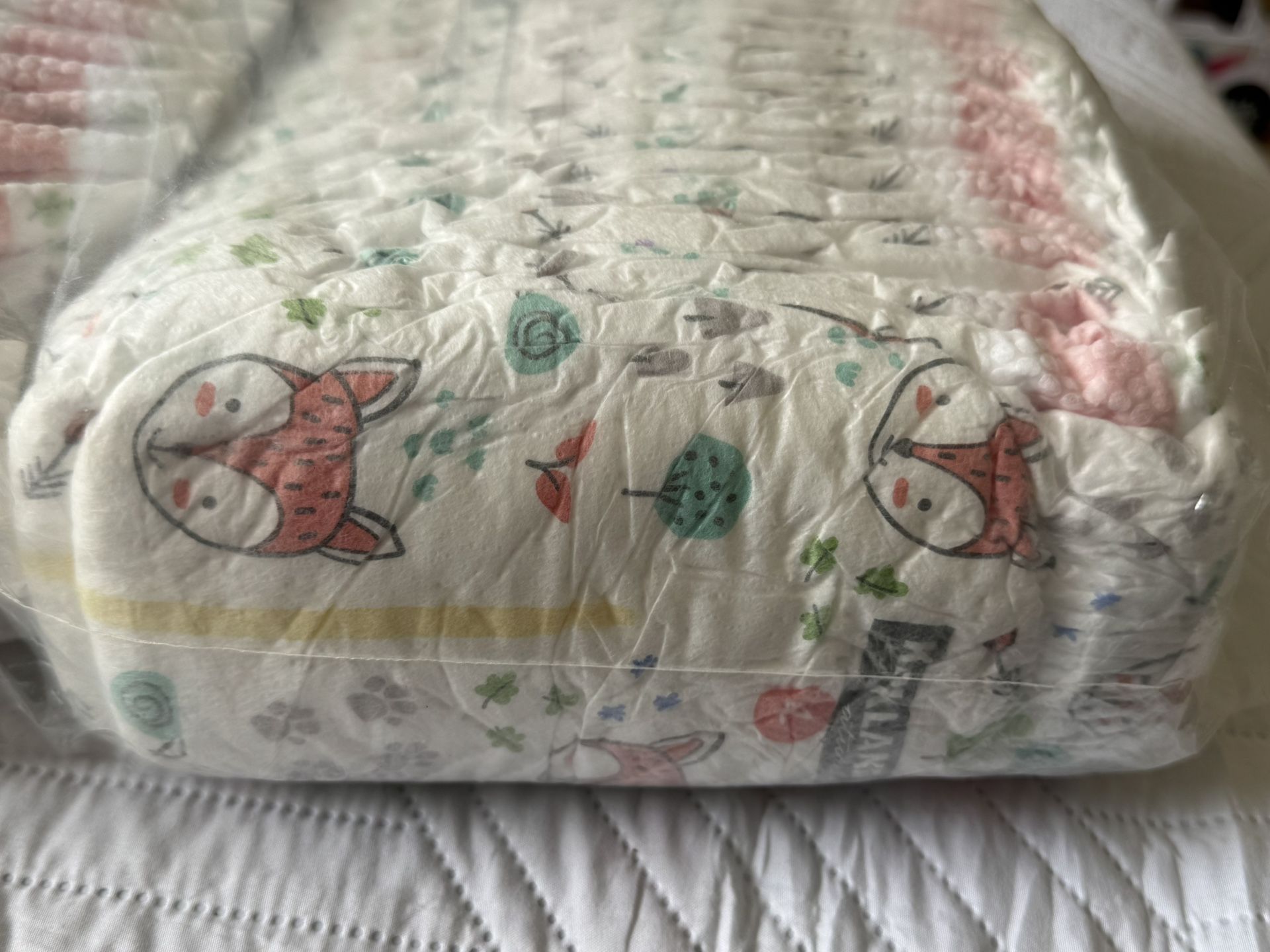 Diapers size 4