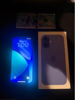 iPhone 16 ( Locked AT&T )