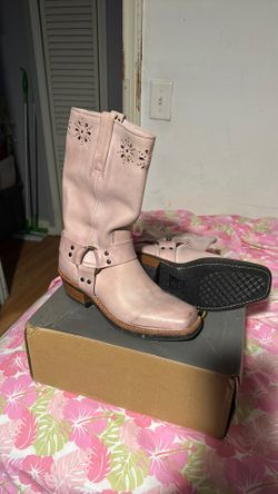 FRYE MOTORCYCLE BOOTS PINK 8