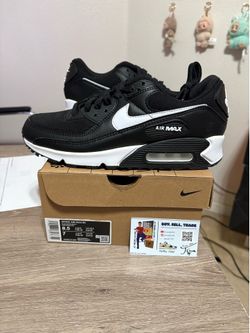 Size 8.5 Womens / 7M - Nike Air Max 90 Black White