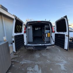 2017 Chevrolet Express 2500