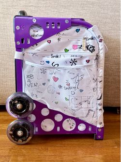 Zuca Sport Bag - Sk8 with 2 Small Utility Pouch - Light Up Wheels!