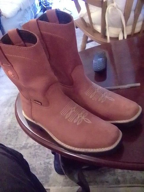 tepozan cowboy style square toed work boots