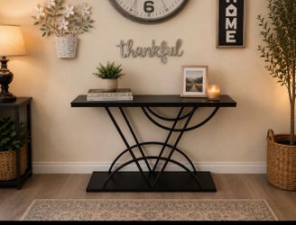 Modern Black Console Table – Entryway / Sofa Table – Brand New