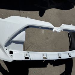 2017-2018-2019 Toyota Corolla LE front bumper