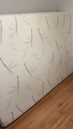 Queen Size Mattress with Bamboo Cover