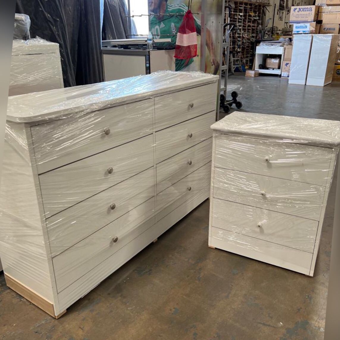 Set Dresser