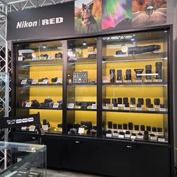 Custom Display case exhibition Comercial projects  , stands design and Fabrications.  High-End Quality materials and installation too