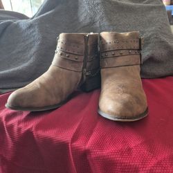 Women's Size 11.5 Brownish Leather Zipper/Strap Ankle Boots $20.00