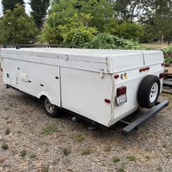 Pop Up Trailer (Fleetwood Niagra)