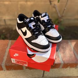 Nike Dunks Low