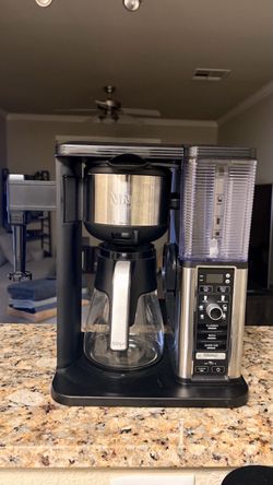 Ninja Coffee Maker with Glass Carafe CM 401