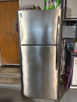 Refrigerator stainless steel