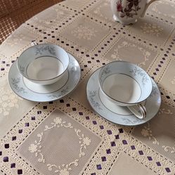 Noritake Blueridge Tea Set