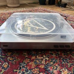 Audio Technica Automatic Turntable