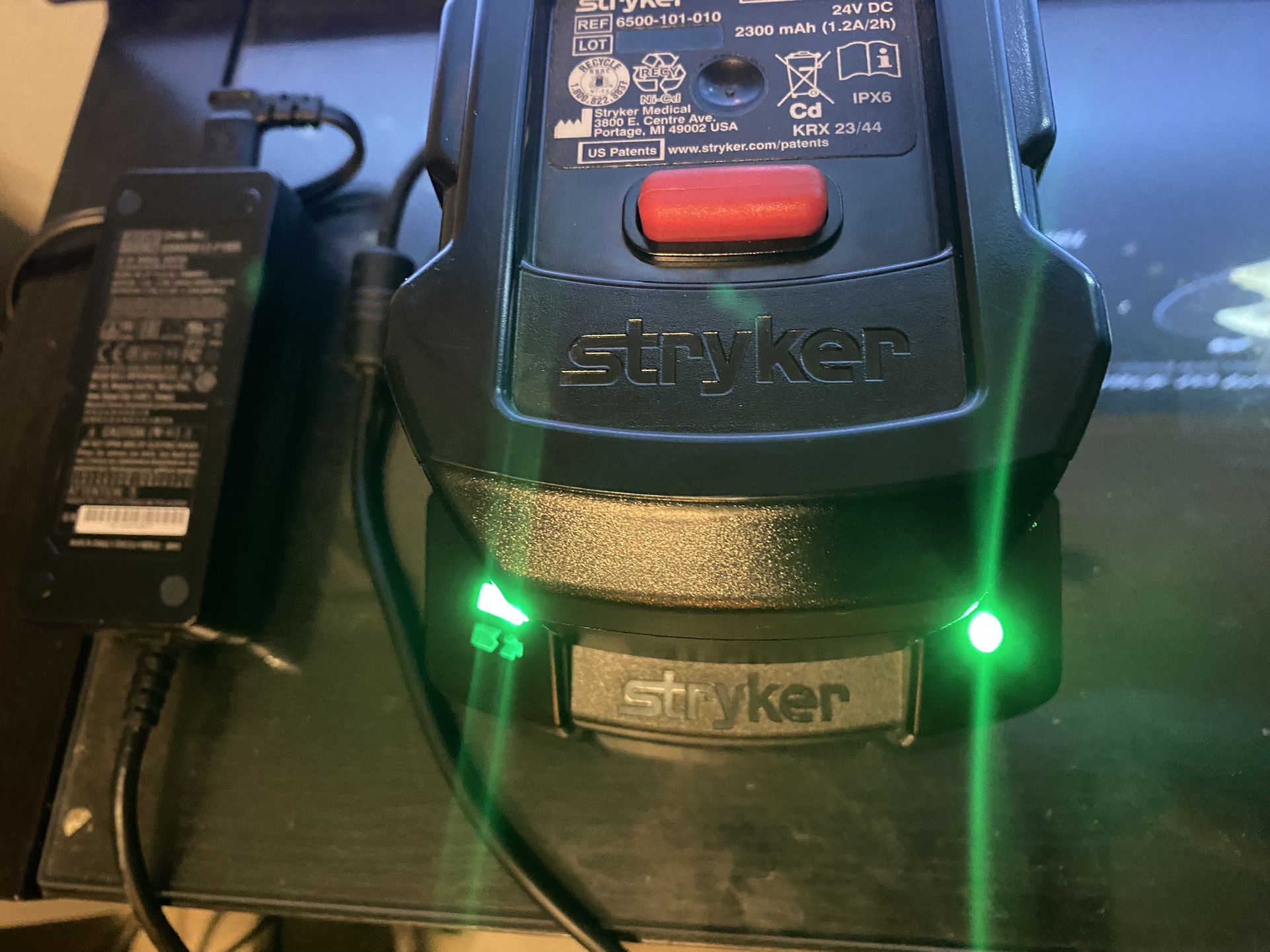 Stryker SMRT Battery And Charger