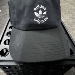 ADIDAS Dad Hat 
