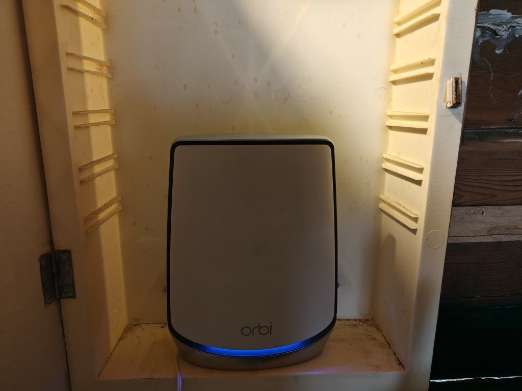 Orbi Mesh System Rbr850 + Rbs850