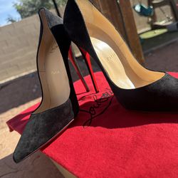 Christian Louboutin (contact info removed) Black Heels Size 38 