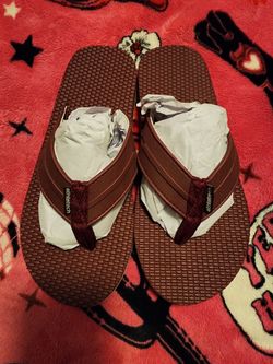 Maroon Athletech Flip Flops SZ8