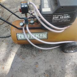 2 HP, 15 Gallon, Single Cylinder,$80 Located MountDora Fla 32757. Got video showing it works too