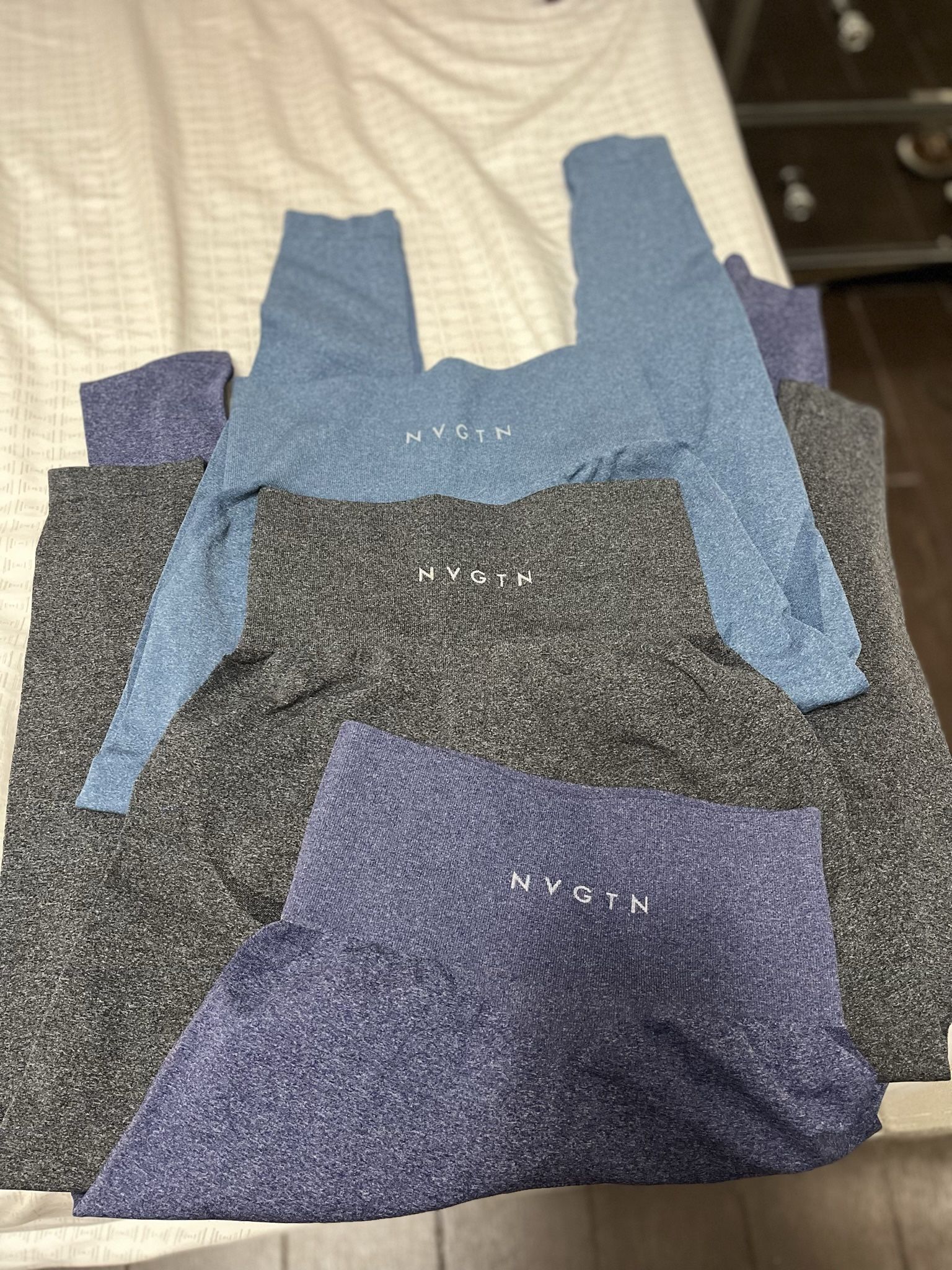Nvgtn Leggings Size XS