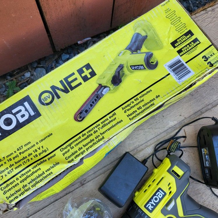 Ryobi two tool set  belt sander drill battery and Charger.