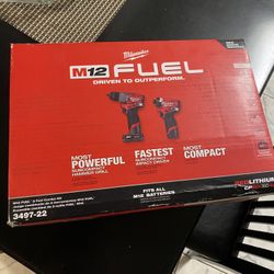 Milwaukee Hammer Drill Impact Driver