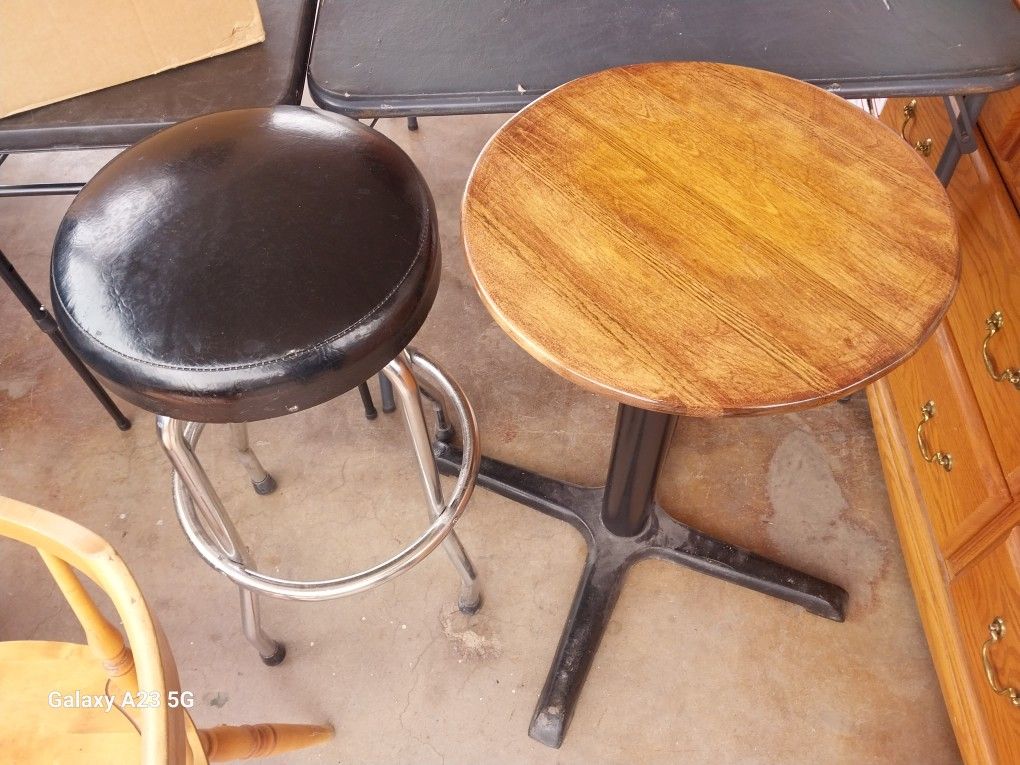Bar Stool And Table