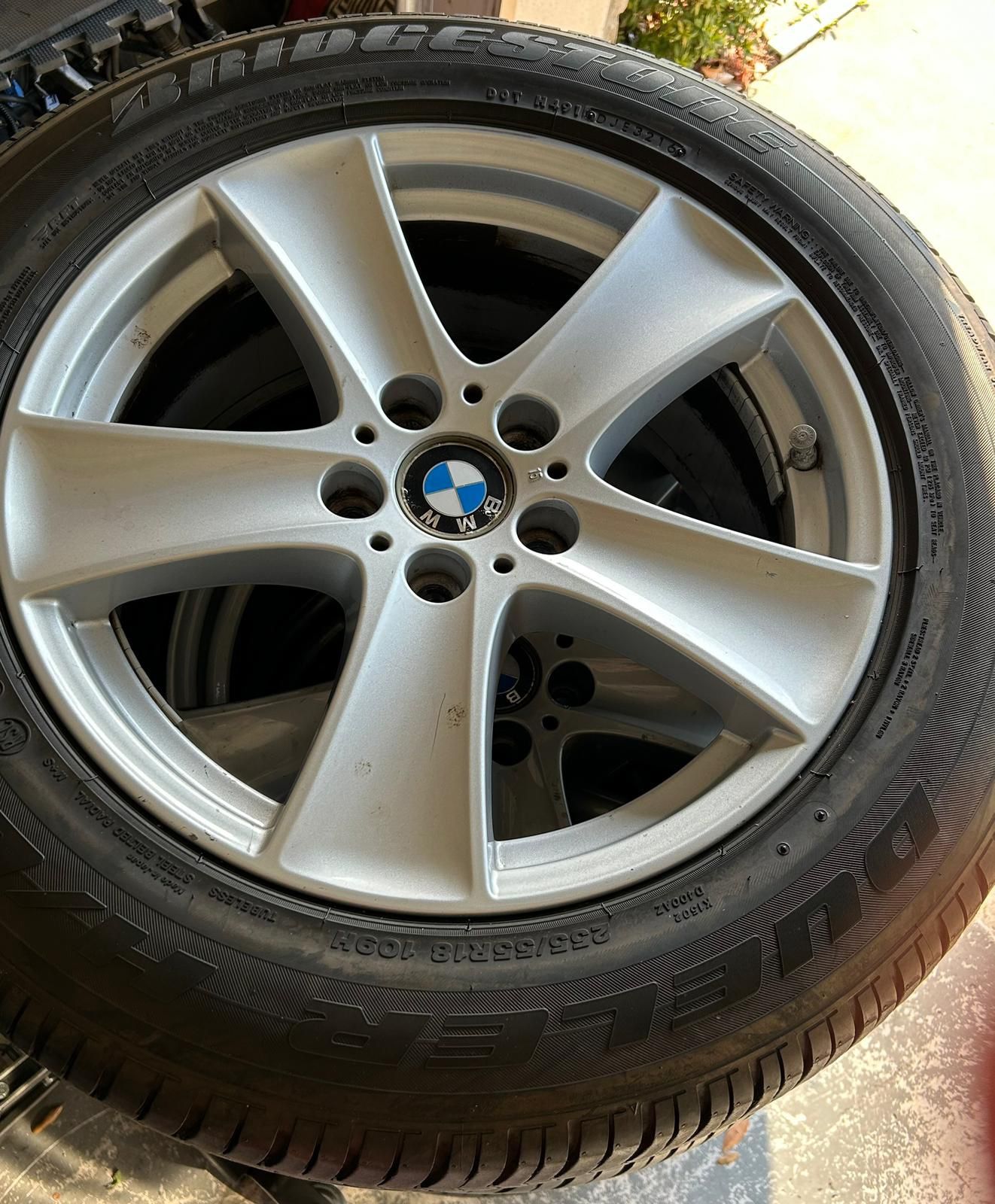 BMW X5 2008 Rims and tires 