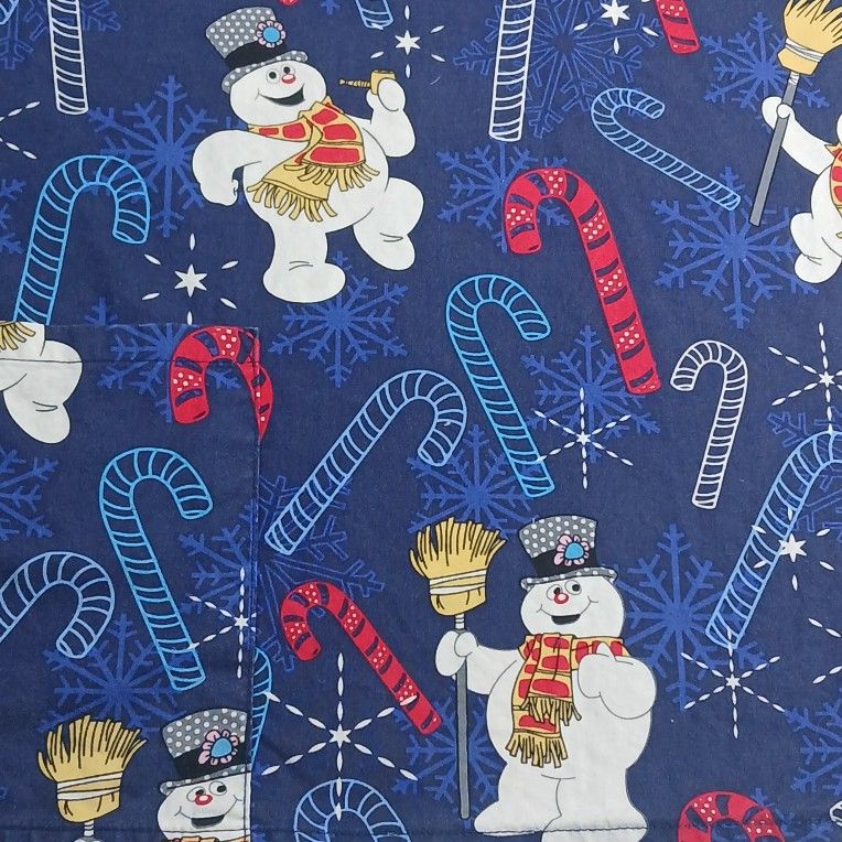 Lg Women’s Frosty The Snowman Candy Canes Uniform Scrub Top Christmas Holiday 