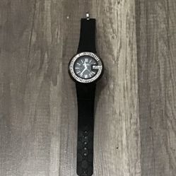 Gucci watch with crystal G