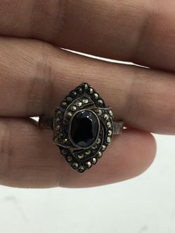 Vintage 925 Sterling Silver Onyx & Marcasite Ring 5