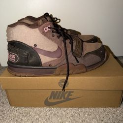 Nike Travis Air Trainers 