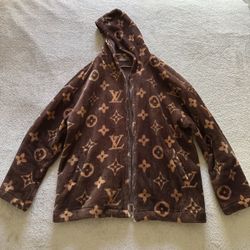 Men’s Louis Vuitton Hoodie - Fit’s like a Small/ Medium