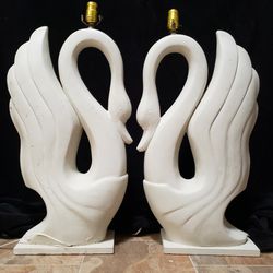 2 Vintage Swan Lamps