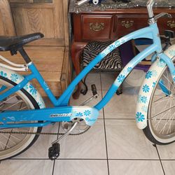 Electra cruiser bike
