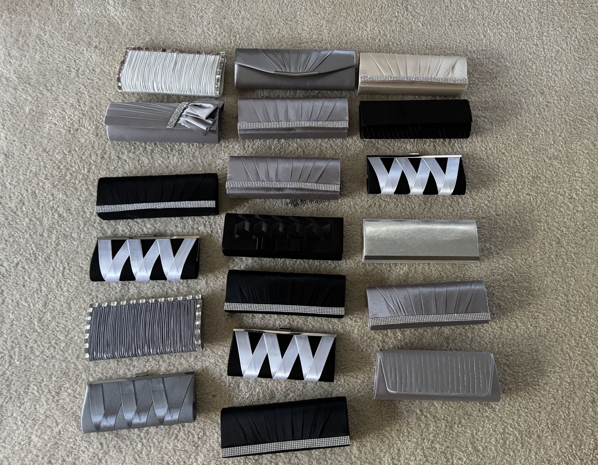 Women’s Evening /Party Handbags (19 Pieces)